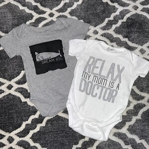 •Set of onesies•   